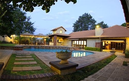 Pension Accolades Boutique Venue 2