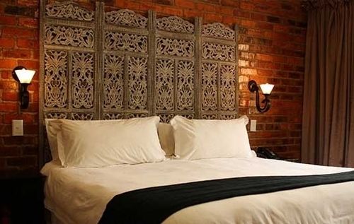 Pension Accolades Boutique Venue 8