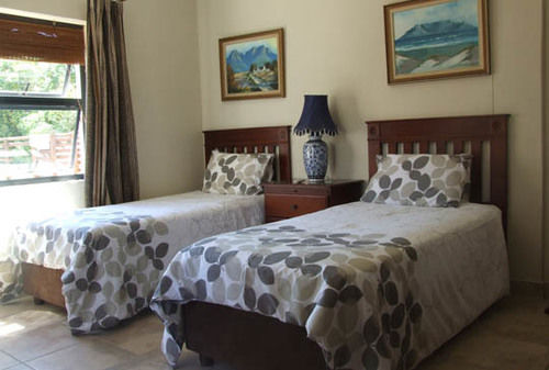 Pension Gordons Guest House 2