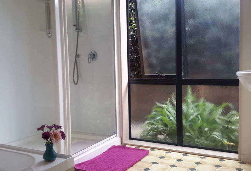 Jade Owl Bed And Breakfast Blenheim South Island