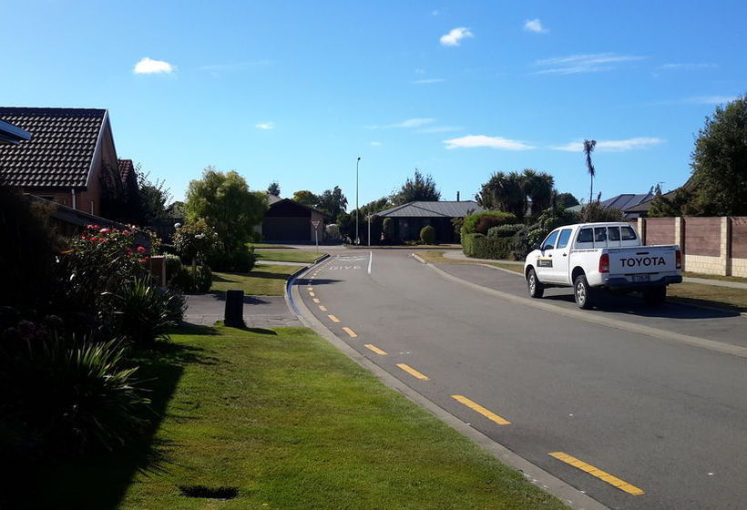 Jade Owl Bed And Breakfast 8