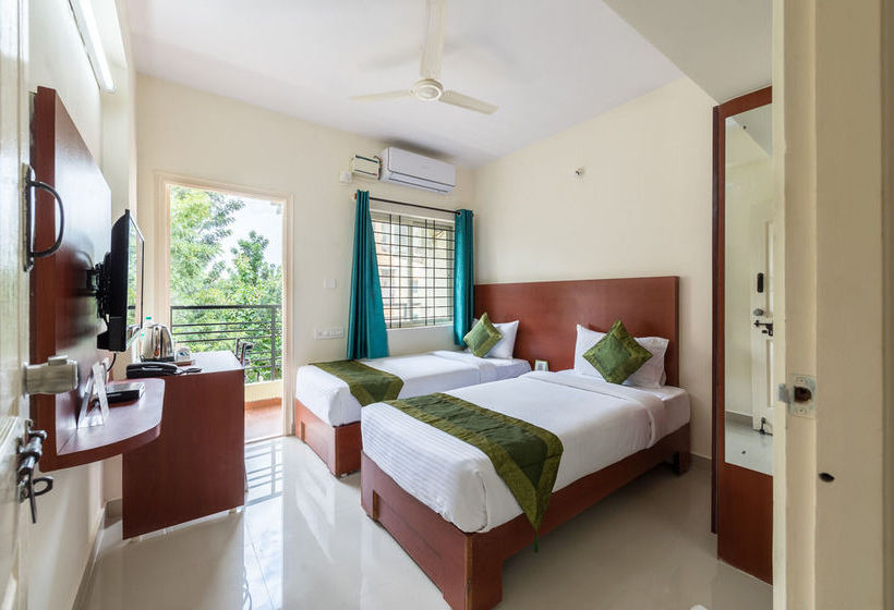 Hotel Treebo Ample Premium Suites 4