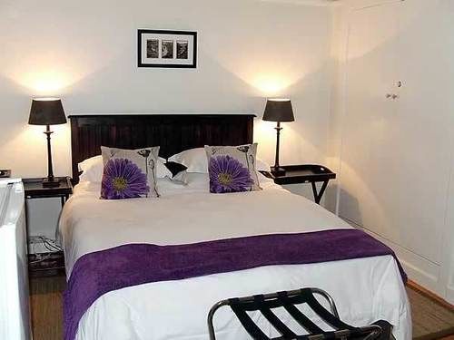 Bed and Breakfast River Road Guest House 1