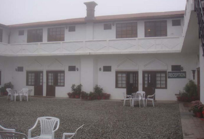 Hotel Himalayan Club 1