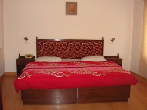 Hotel Himalayan Club 15