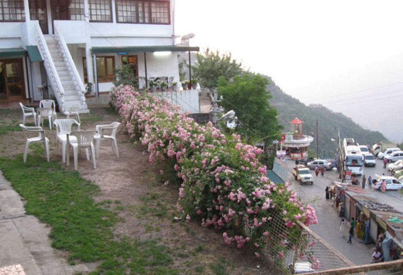 Hotel Himalayan Club 2