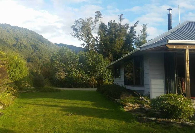 Donovan Drive Bed And Breakfast 7