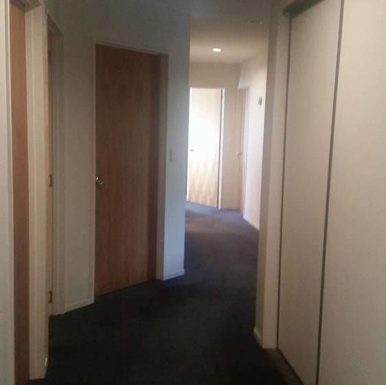 Donovan Drive Bed And Breakfast 9