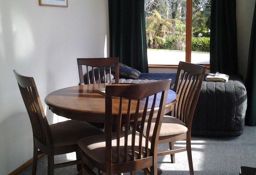 Motel Last Resort 16