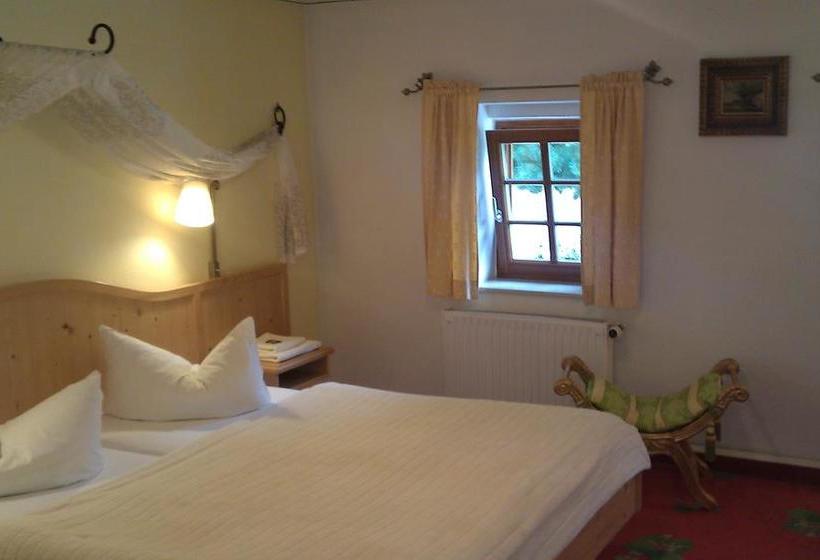 Romantik Hotel Zum Lindengarten 13