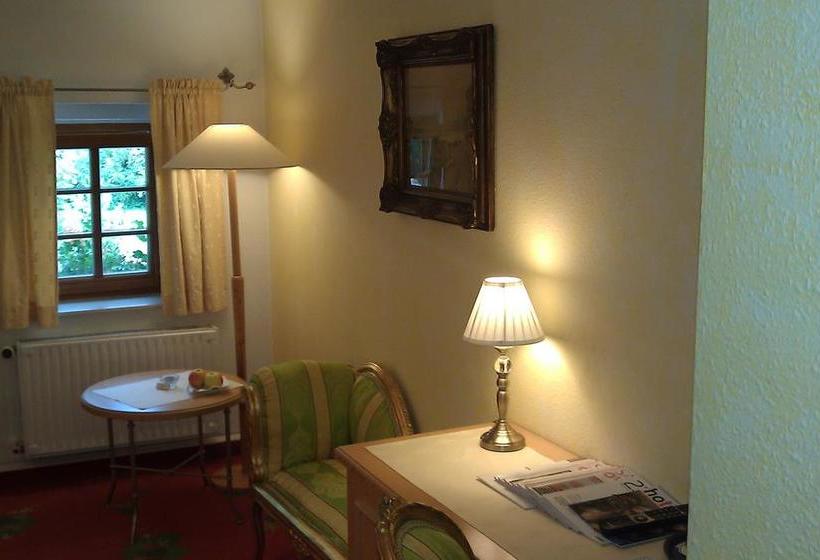 Romantik Hotel Zum Lindengarten 14