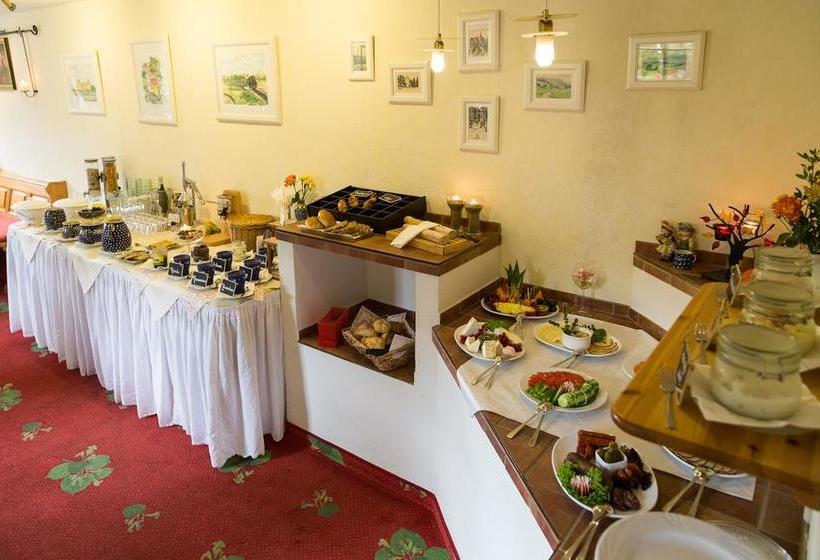 Romantik Hotel Zum Lindengarten 5