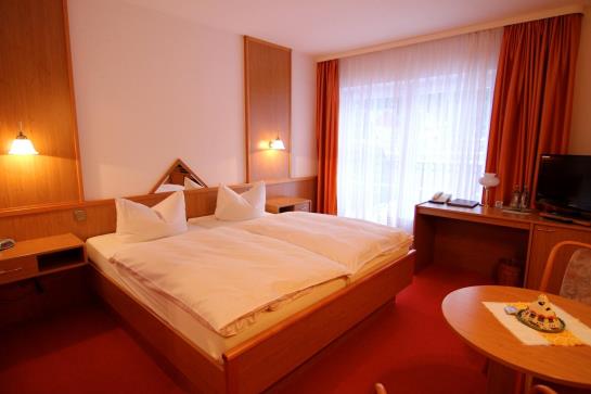 Hotel Ausflugsgaststätte Gondelfahrt 10