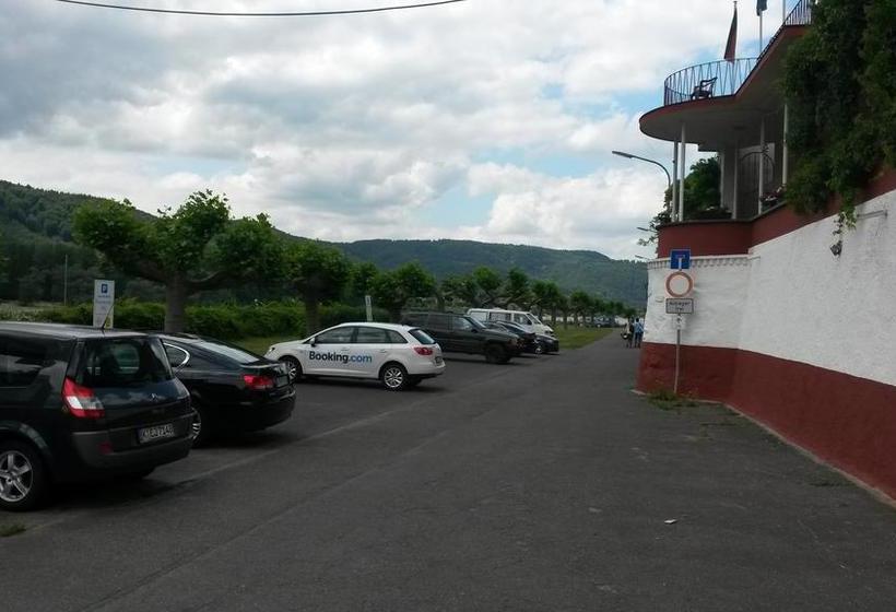 Hotel Rheinecker Hof 4