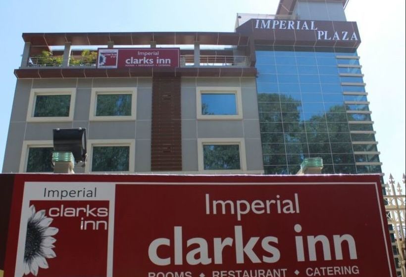 Hotel Imperial Clarks Inn Dehradun 4