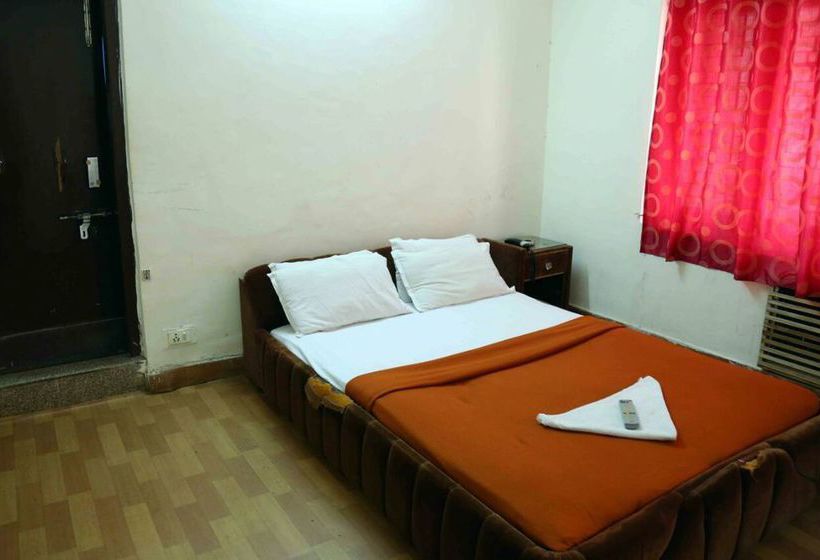 Hotel Kishish Kunj 11