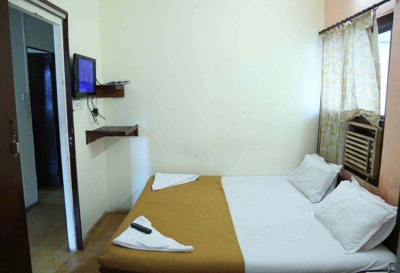 Hotel Kishish Kunj 4