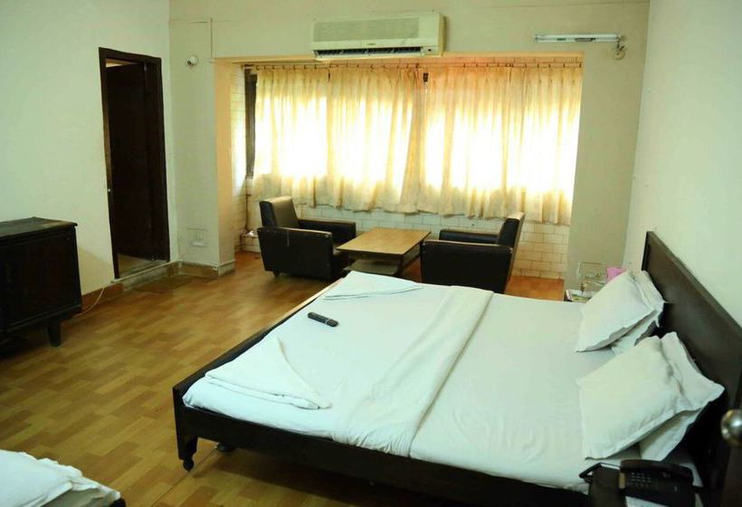 Hotel Kishish Kunj 8