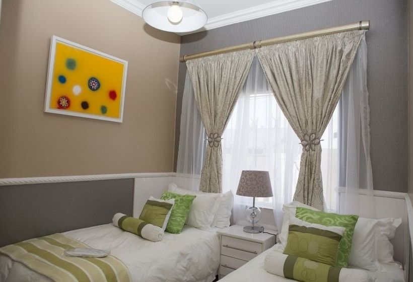 Pension Zaza's Guesthouse And Spa 5