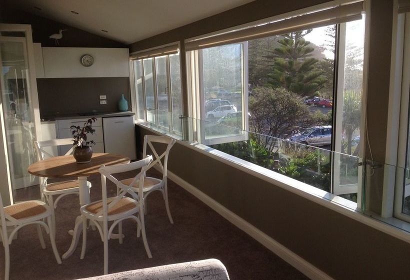 Pension Cave Rock Guest House 10