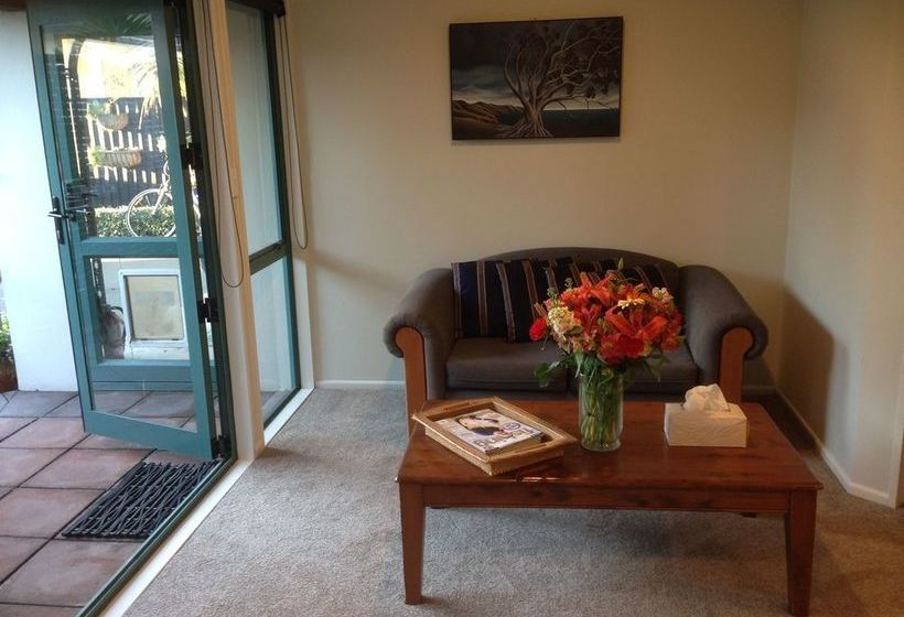 Pension Cave Rock Guest House 8