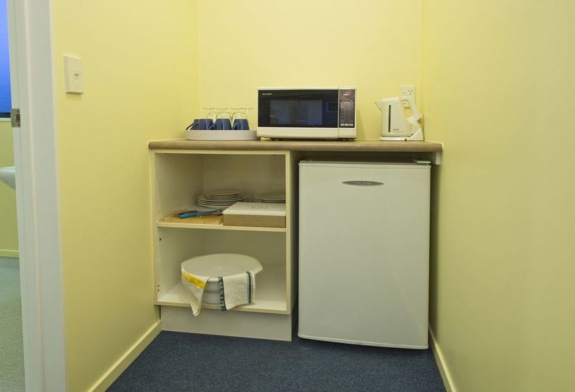 Hostel Saltwater Lodge 19