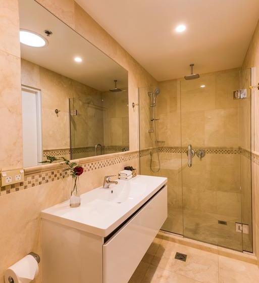 Fino Hotel & Suites 10