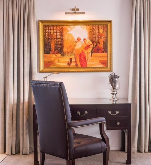 Fino Hotel & Suites 13