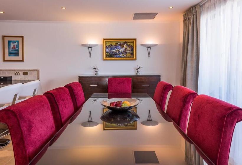 Fino Hotel & Suites 15