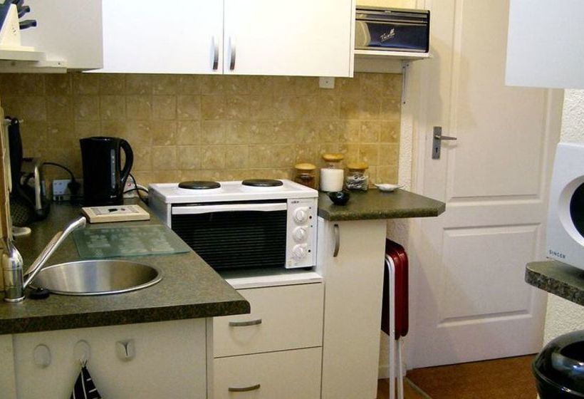 Mountain Bay Self Catering Apartments 4