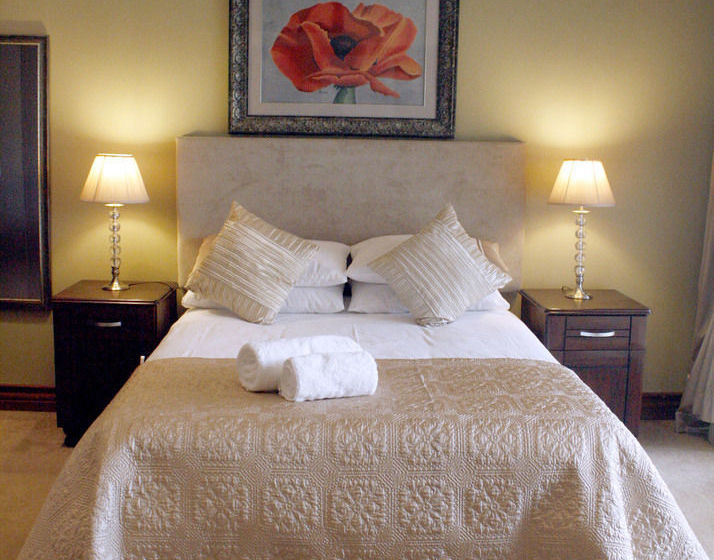 Pension Casa Flora Guesthouse 10