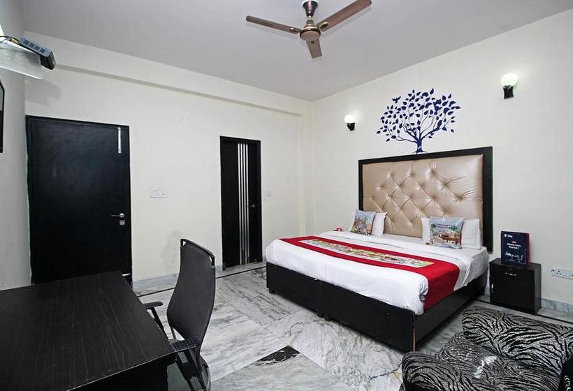 Hotel The Royal Suit Apartment 4