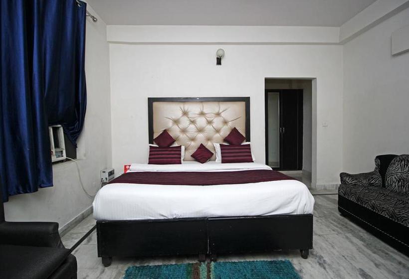 Hotel The Royal Suit Apartment 9