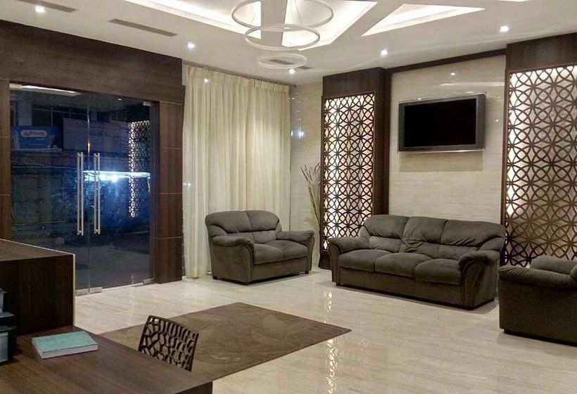 Hotel Azeez Avenue 2