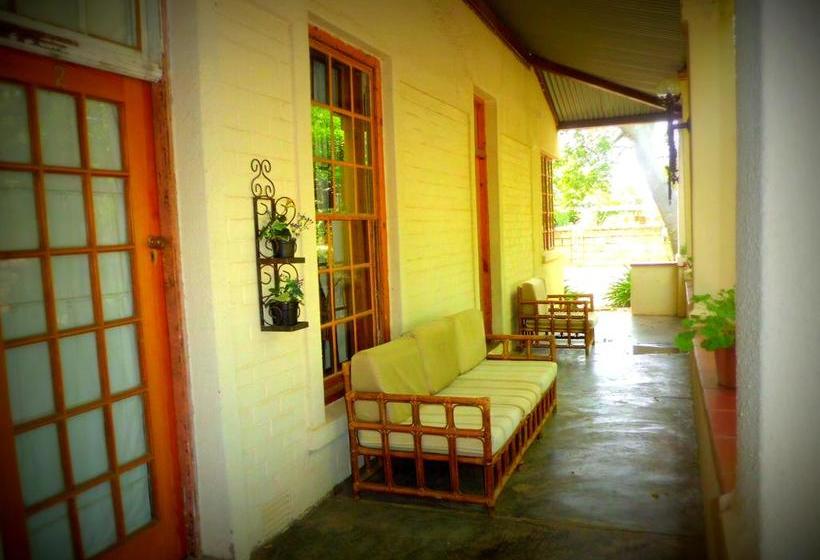 Top House Bed & Breakfast 16