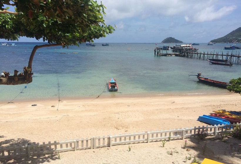 Resort Coral View Maehaad Serviced Apartment 18