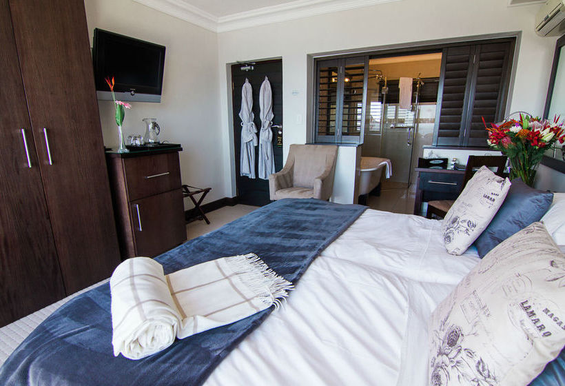 Pension Head Over Hills Luxury Retreat 5