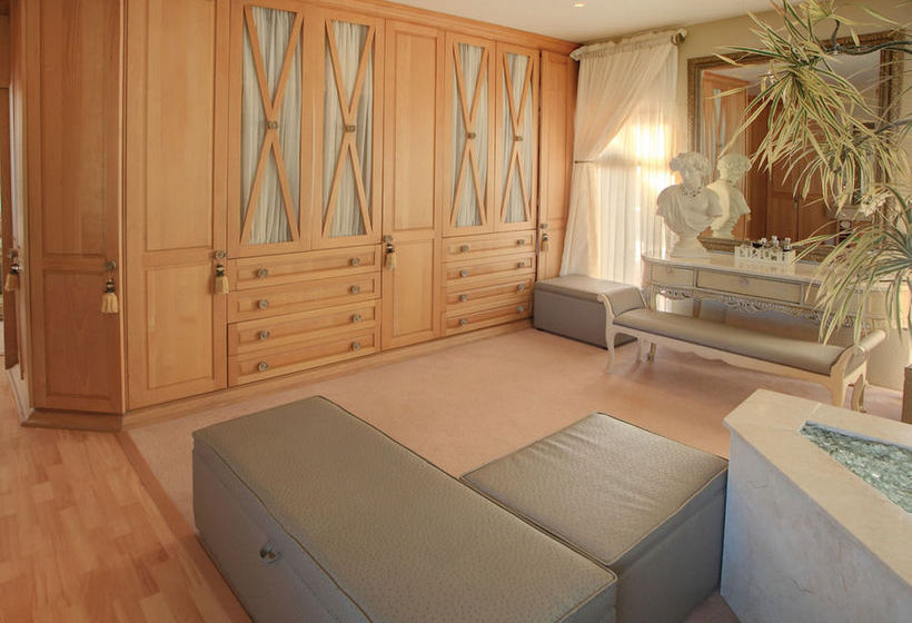 Pension Xanadu Guest Villa 11