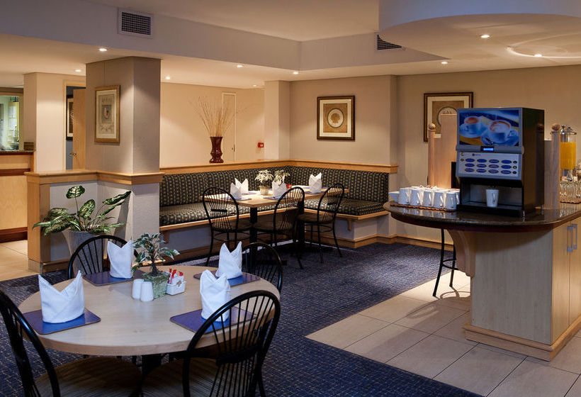 Hotel Road Lodge East London 13