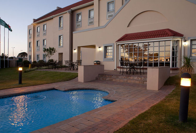 Hotel Road Lodge East London 15