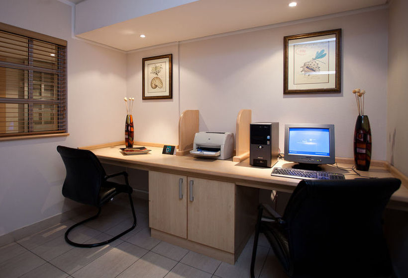 Hotel Road Lodge East London 4