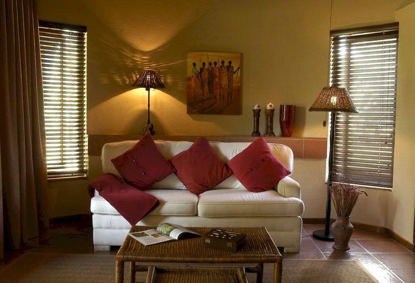 Hotel N'kaya Game Lodge