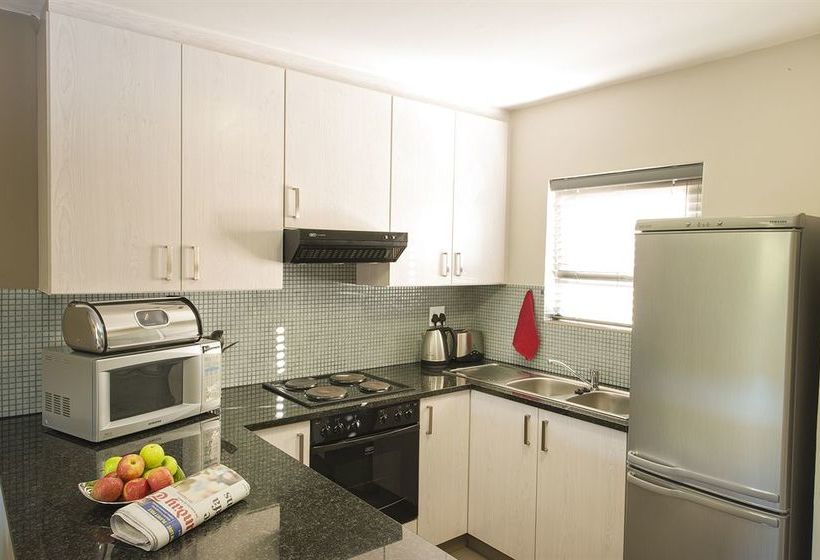 Burgundy Luxury Apartments 4