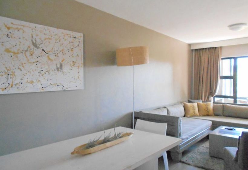 Burgundy Luxury Apartments 6