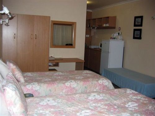 Pension Aire Del Mar Guest House 8