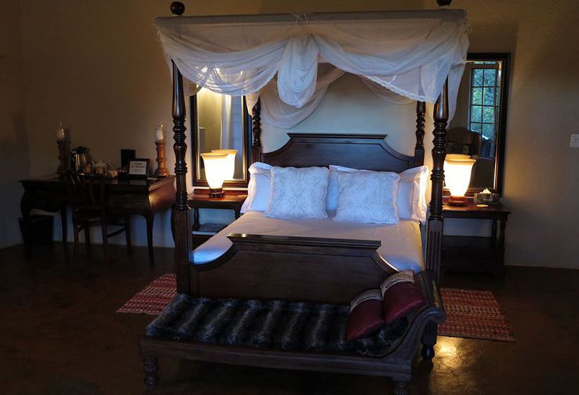 Hotel Mvuradona Safari Lodge 10