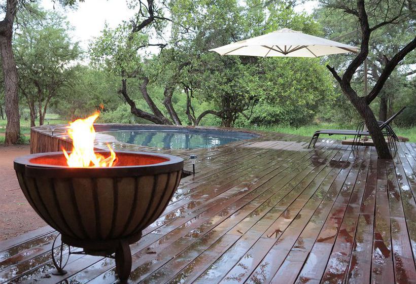 Hotel Mvuradona Safari Lodge 15