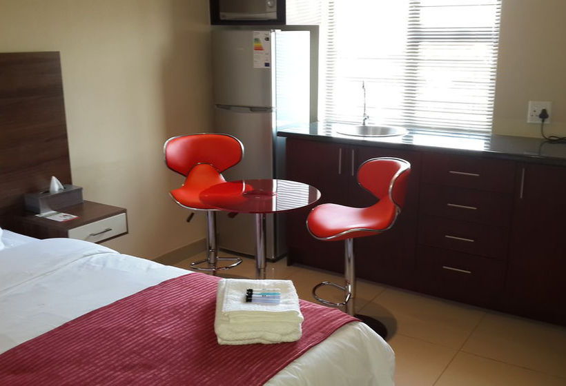 Hotel Eagle Nest Luxury Accommodation 12