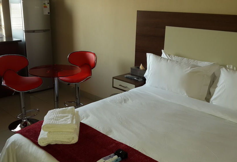 Hotel Eagle Nest Luxury Accommodation 13