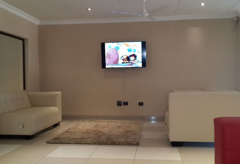 Hotel Eagle Nest Luxury Accommodation 16